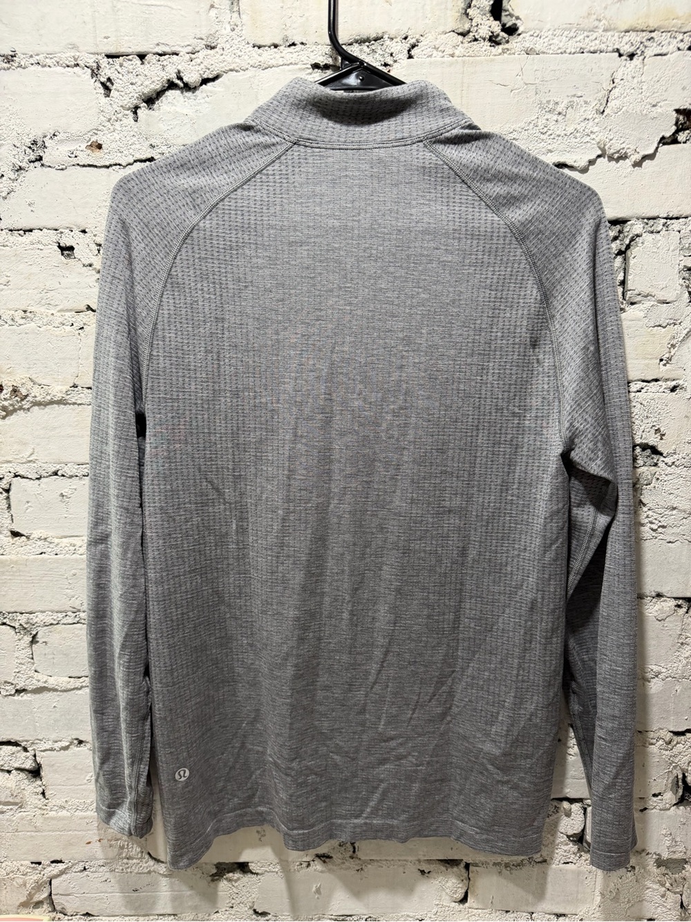 Lululemon Men’s Metal Vent Half-Zip - Picture 2 of 3